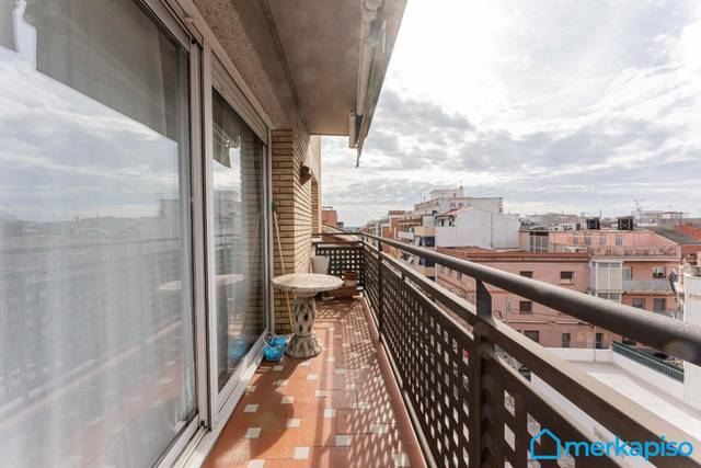 Piso en Venta en Vinyets - Molí Vell