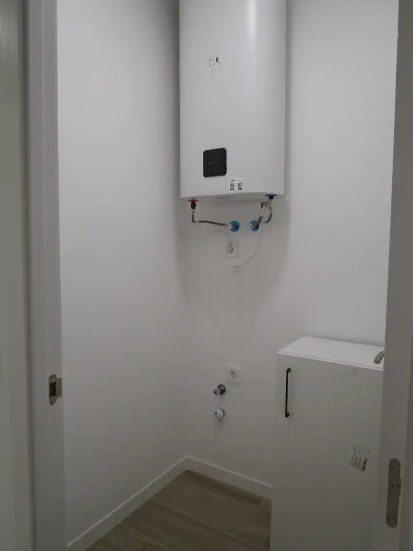 Baño de Piso en venta en Villanueva del Pardillo con Aire acondicionado, Calefacción y Horno