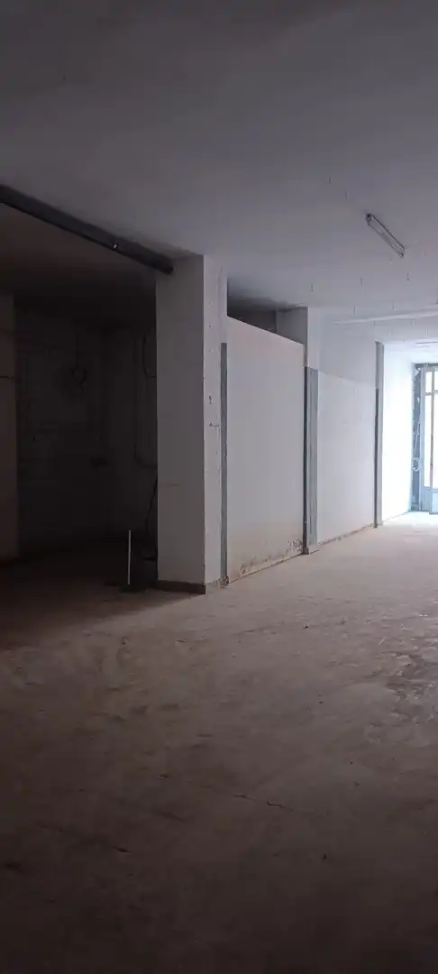 Local comercial de lloguer a Santo Domingo y San Martín, imagen 8