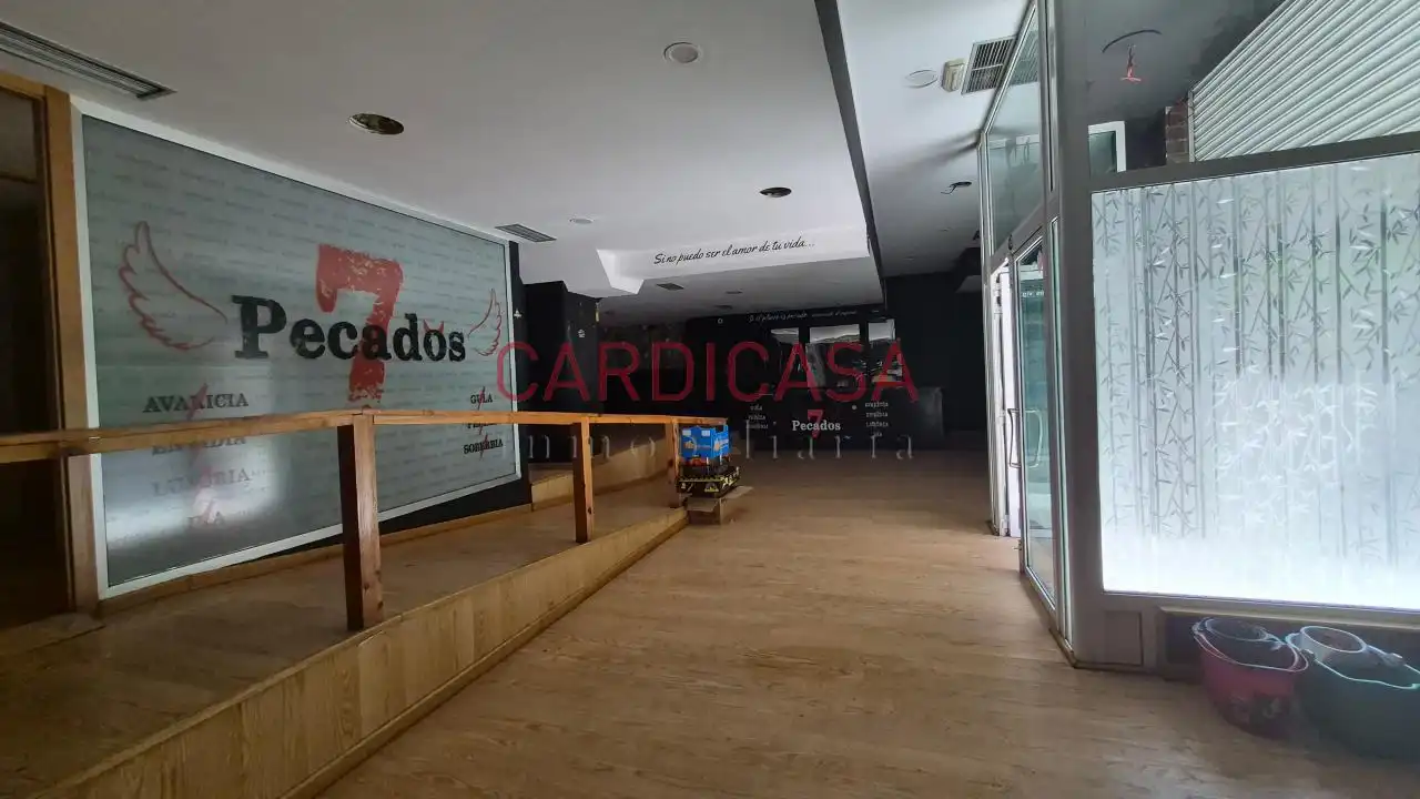 Local comercial en venda a canovas del castillo, imagen 2