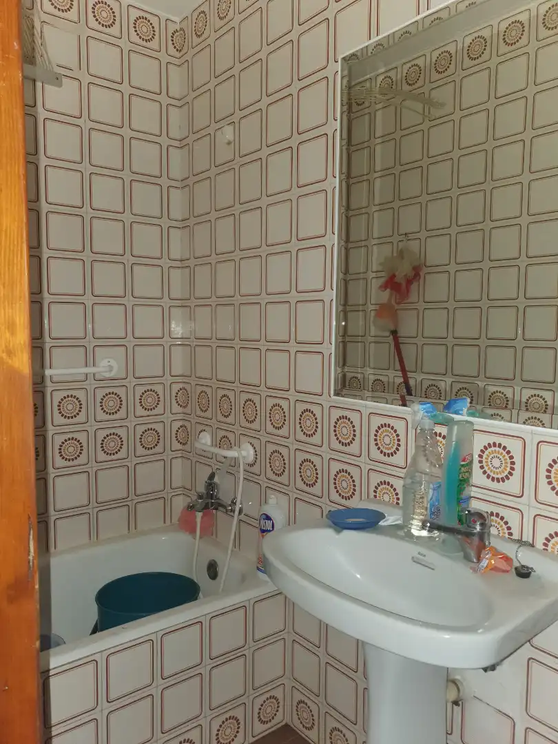 Bany de Pis en venda en Guadix amb Balcó