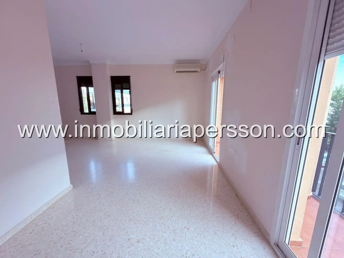 Sala de estar de Piso en venta en Écija con Aire acondicionado, Trastero y Balcón