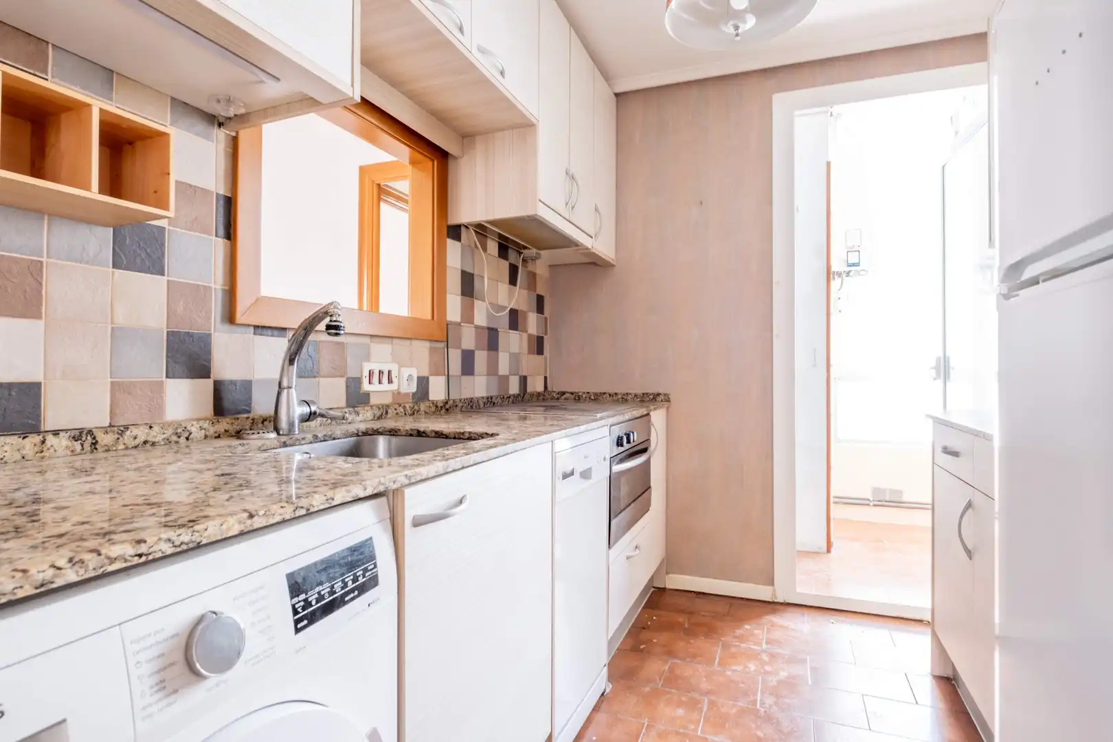 Kitchen of Flat for sale in Zaragoza  with Heating, Terrace and Storage room