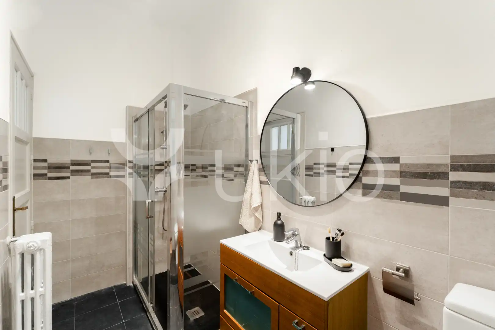 Baño de Apartamento de alquiler en Madrid con Aire acondicionado, Calefacción y Amueblado