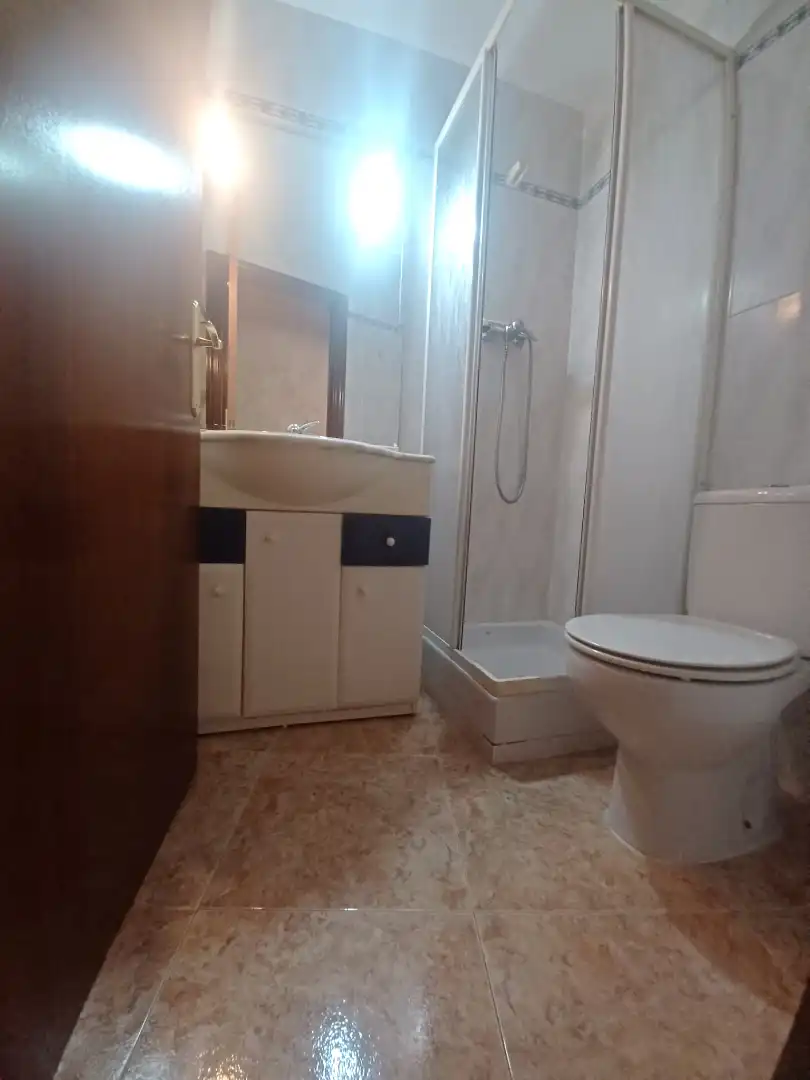 Baño de Ático en venta en Sant Andreu de la Barca con Calefacción, Terraza y Trastero