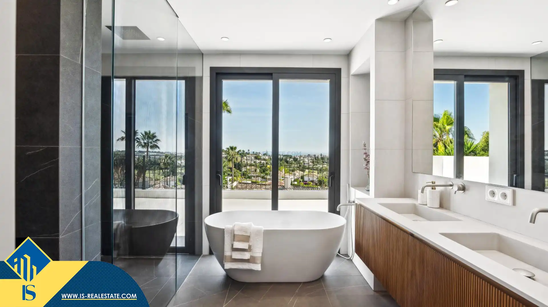 Chalet con piscina en venta en Nueva Andalucía, imagen 5