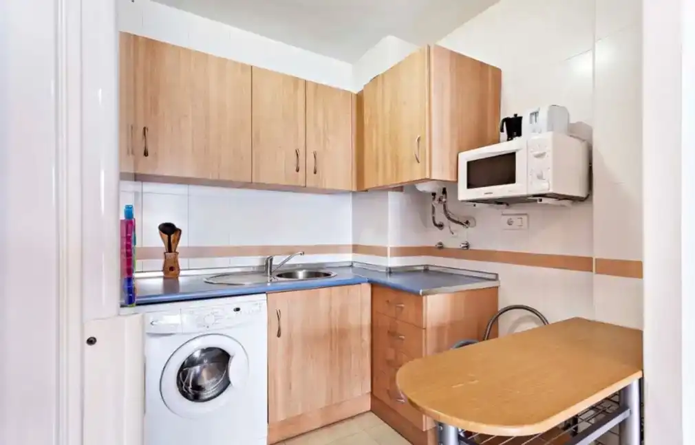 Cocina de Apartamento en venta en El Ejido con Aire acondicionado, Piscina y Balcón
