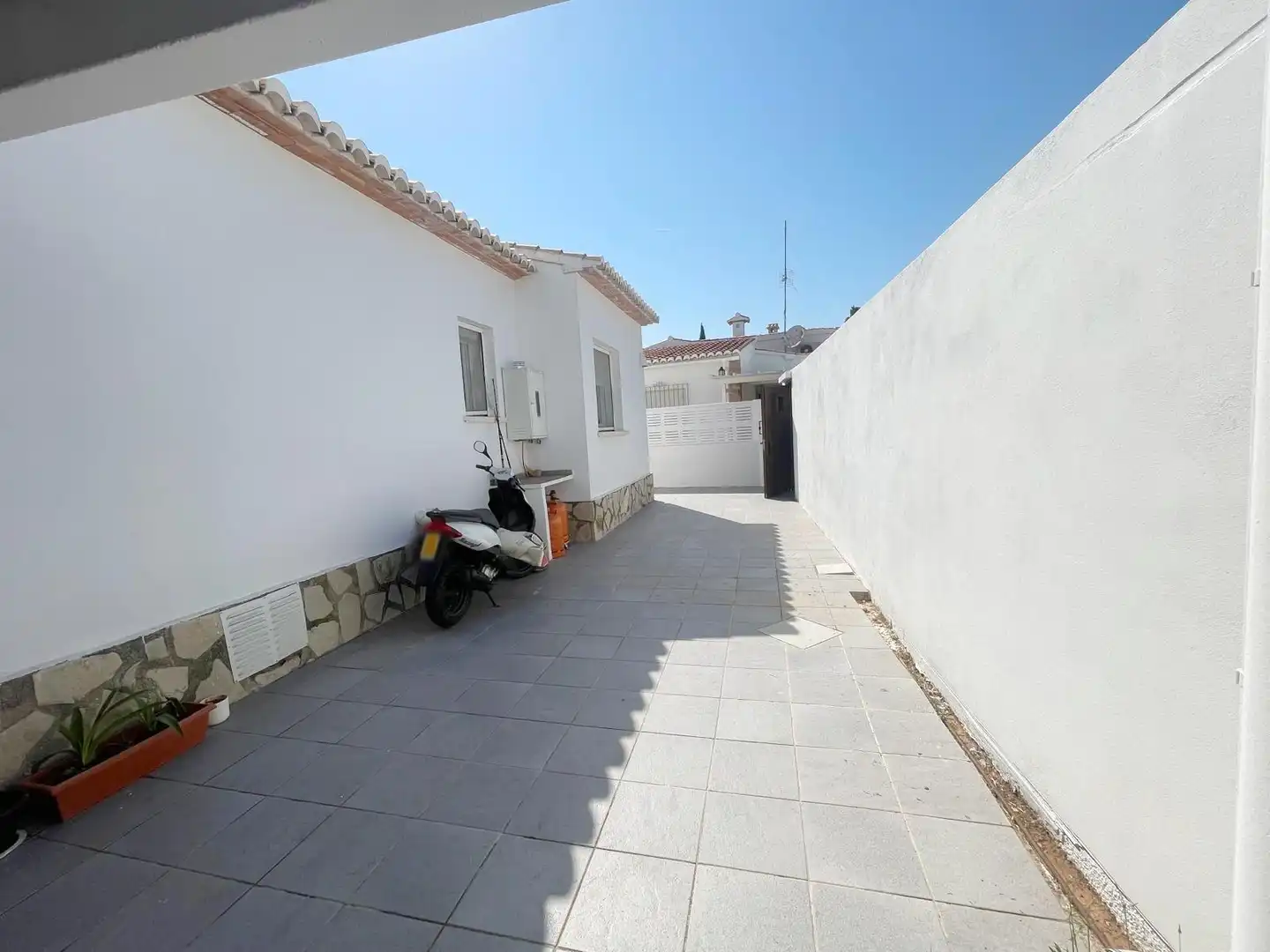 Exterior view of Houses for rent in Dénia  with Air Conditioner, Heating and Private garden