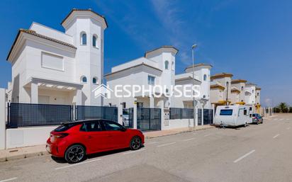 Vista exterior de Casa o xalet en venda en San Fulgencio amb Terrassa, Balcó i Piscina comunitària