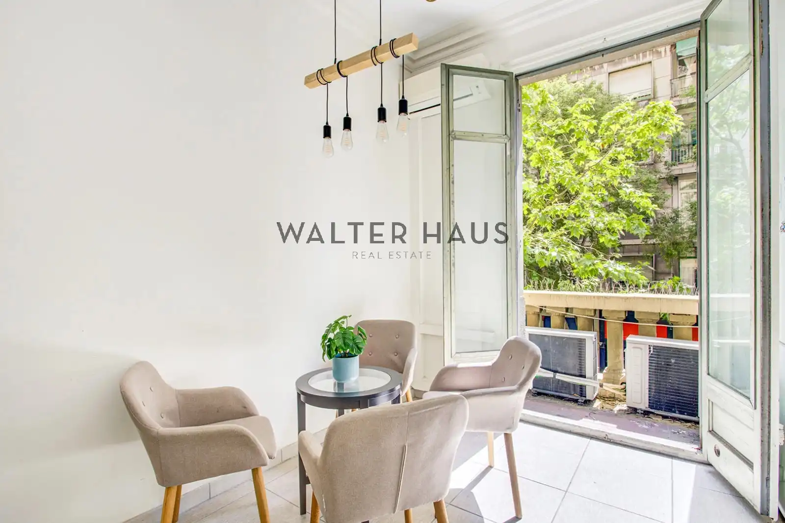 Piso con terraza en venta en Carrer del Rosselló, imagen 13