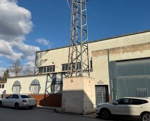 Vista exterior de Nau industrial en venda en Lucena