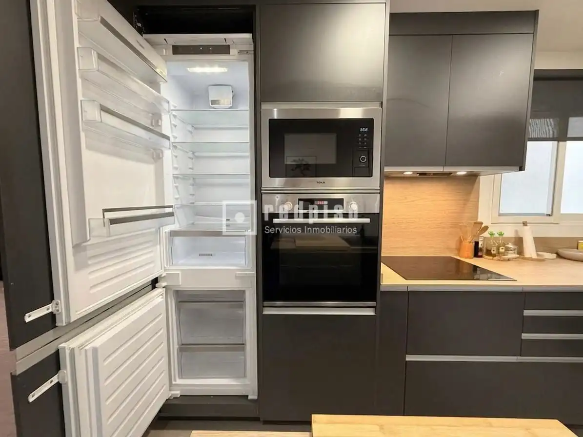 Cocina de Piso en venta en Valencia con Aire acondicionado, Trastero y Amueblado