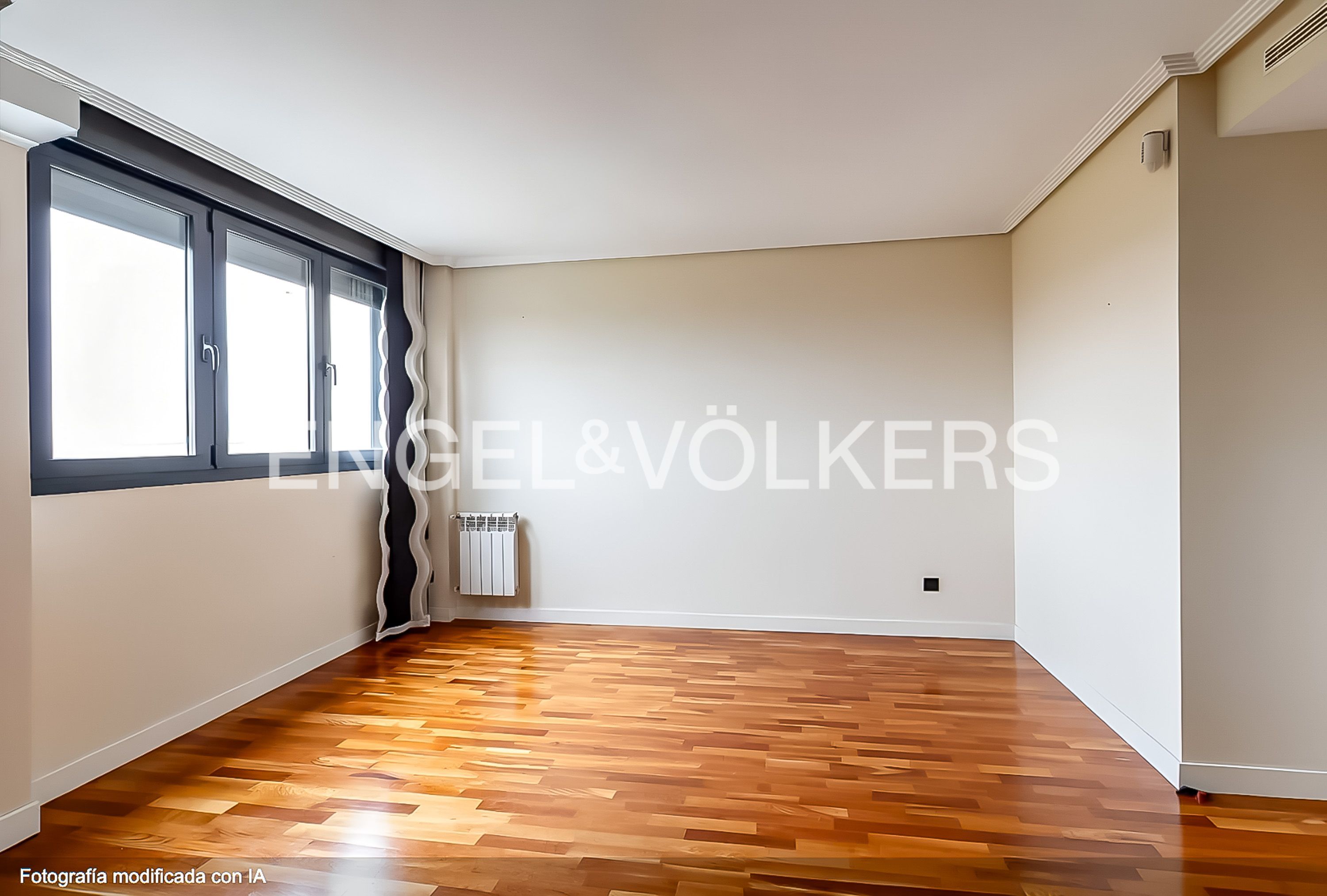 Bedroom of Flat for sale in  Madrid Capital  with Air Conditioner, Heating and Storage room