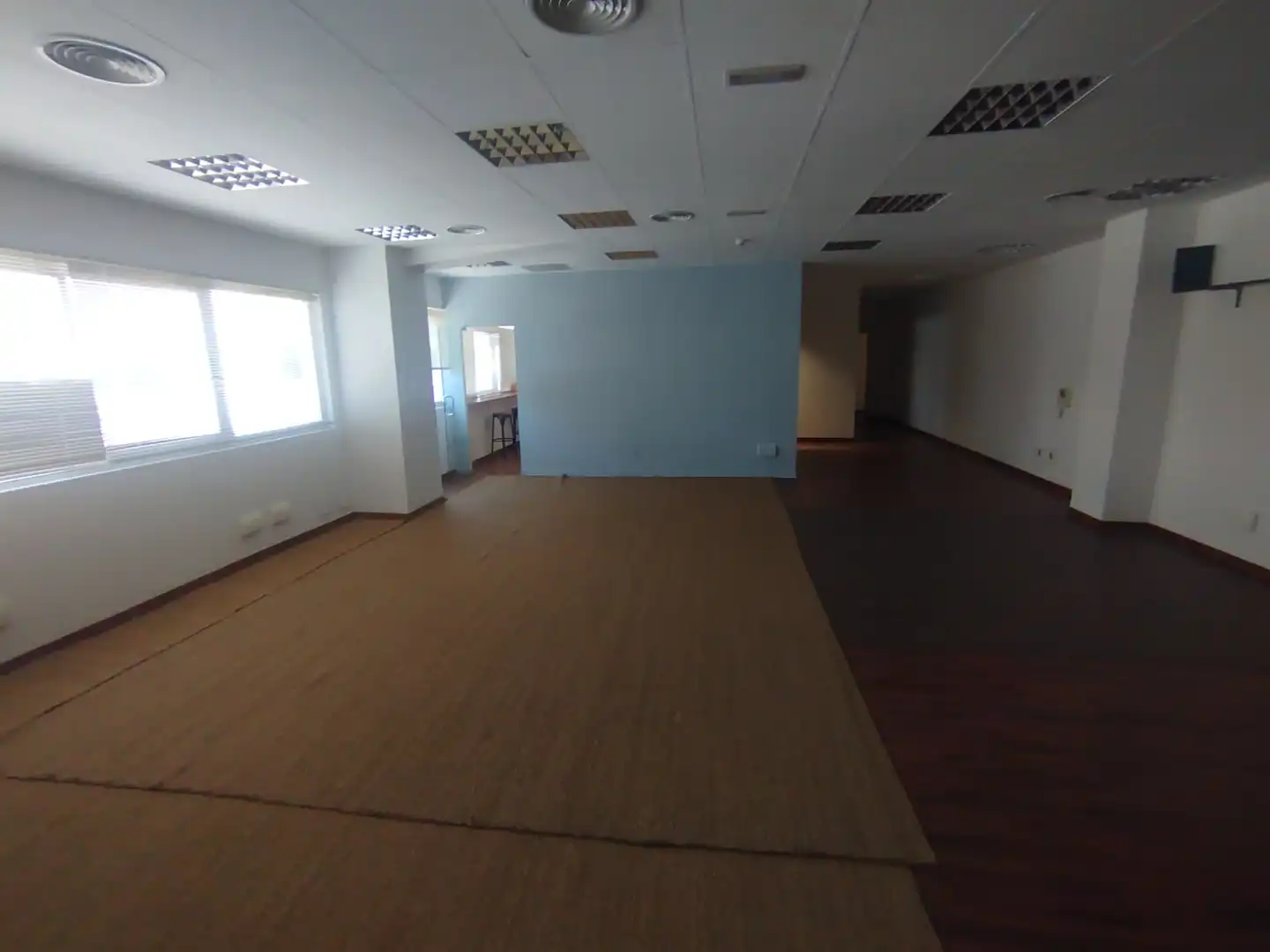 Fabrikhallen zur Miete in Tres Cantos mit Heizung