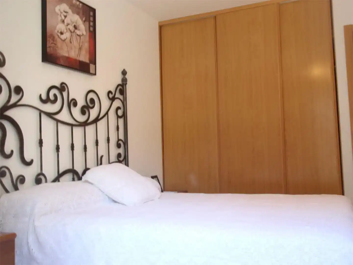 Dormitori de Apartament de lloguer en Panticosa amb Parquet, Traster i Moblat