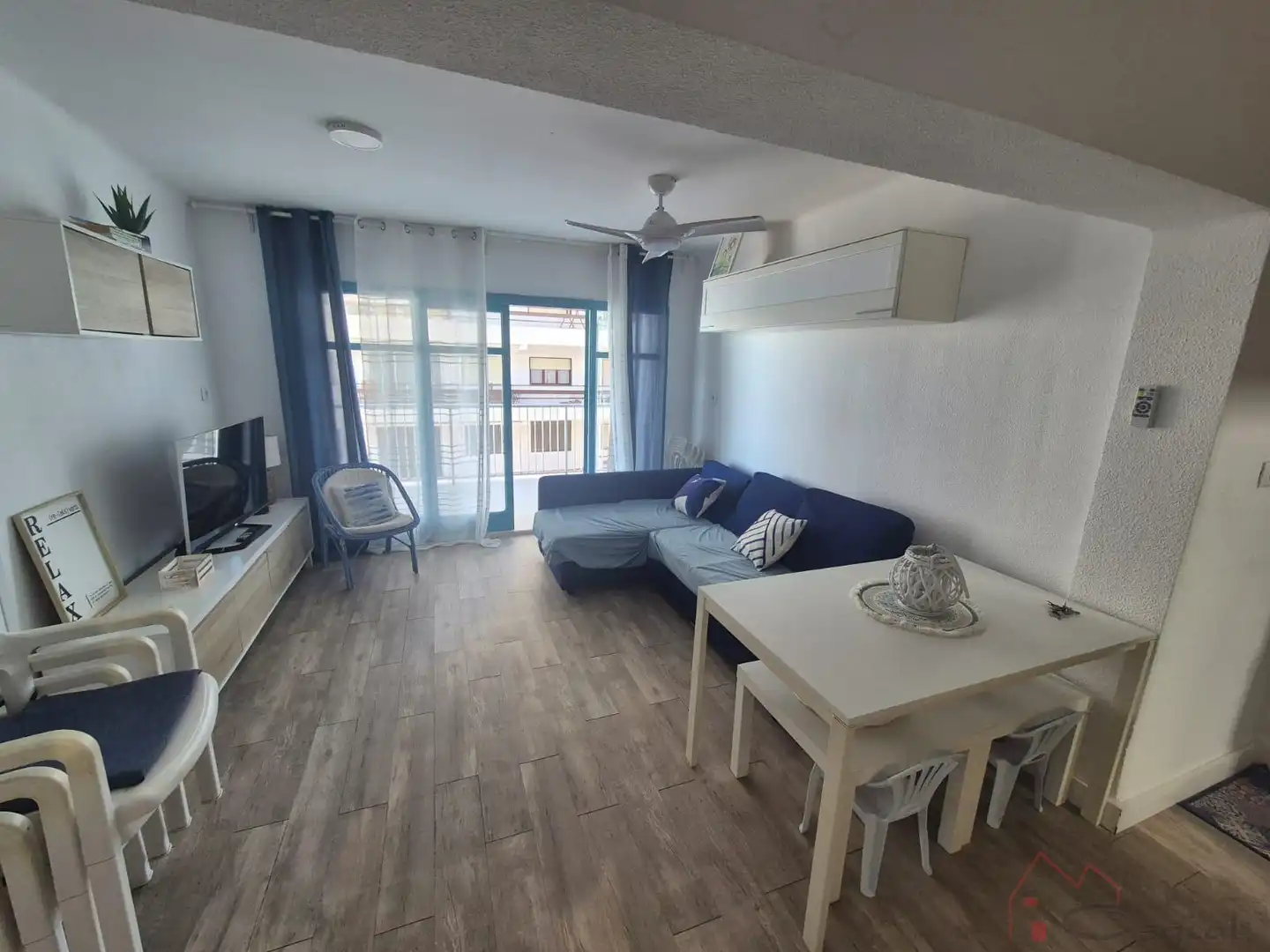Living room of Apartments for sale in Sueca  with Terrace, Storage room and Furnished