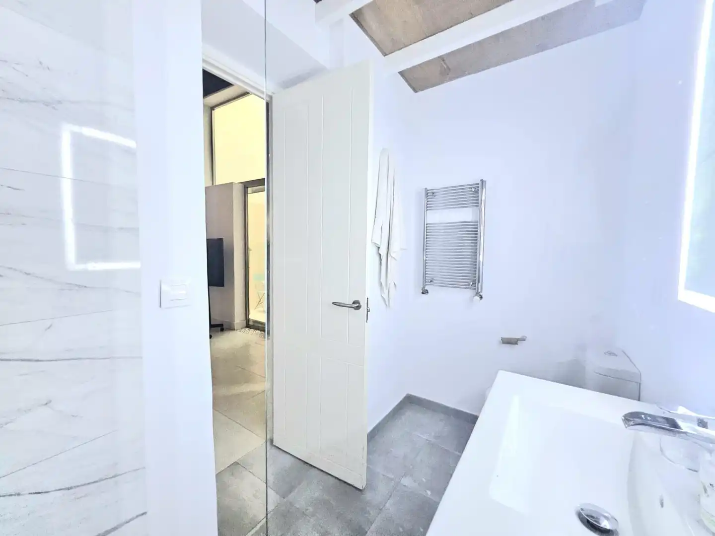 Baño de Planta baja de alquiler en Sevilla con Aire acondicionado, Calefacción y Amueblado