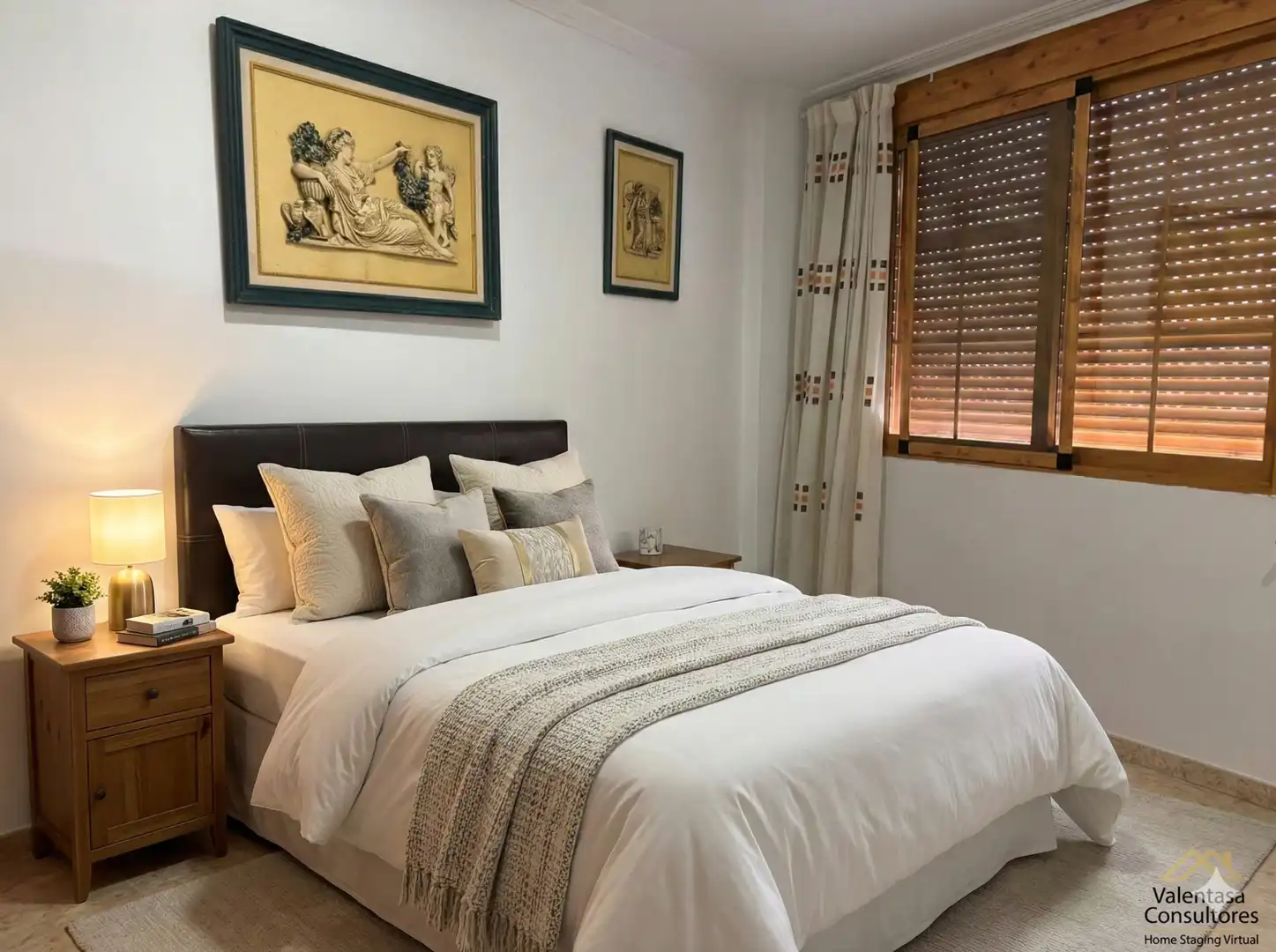 Habitación de Casa adosada en venta en Siete Aguas con Calefacción, Terraza y Amueblado
