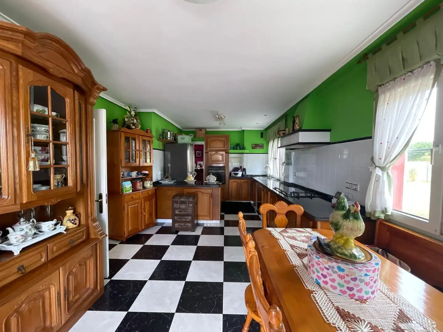 Cocina de Casa o chalet de alquiler en Gijón  con Calefacción, Terraza y Trastero
