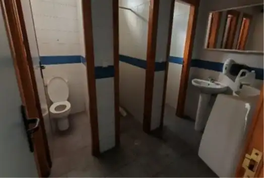 Badezimmer von Fabrikhallen zum Verkauf in Cáceres mit Alarm