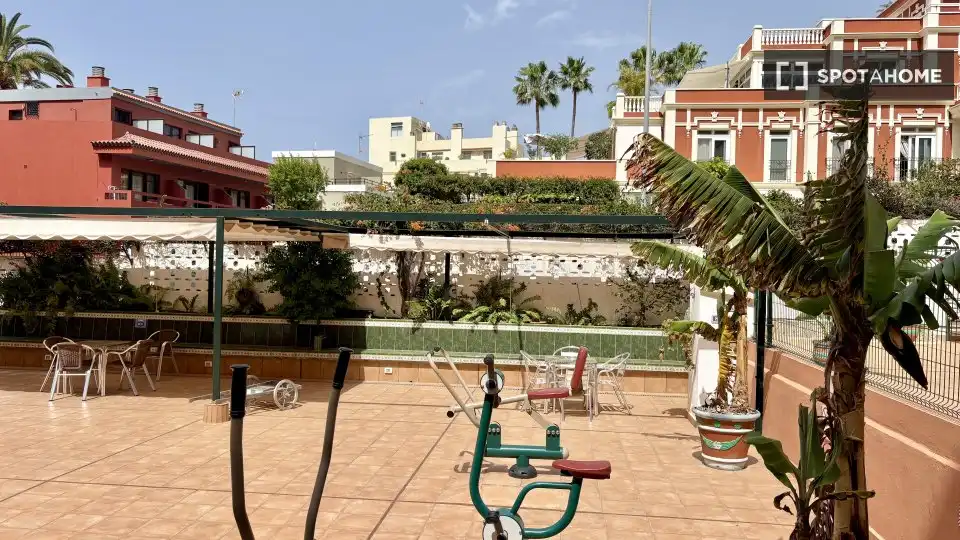 Terrassa de Apartament per a compartir en Puerto de la Cruz amb Aire condicionat, Terrassa i Moblat