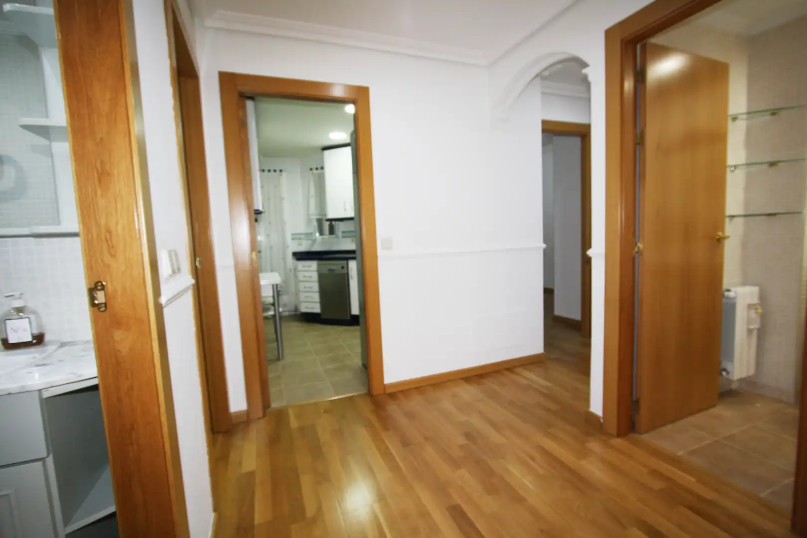 Piso en venta en Albacete con Calefacción, Parquet y Amueblado