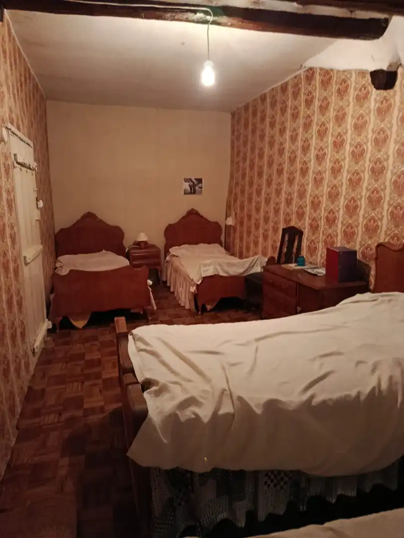 Habitación de Casa adosada en venta en Munilla con Trastero, Amueblado y Balcón
