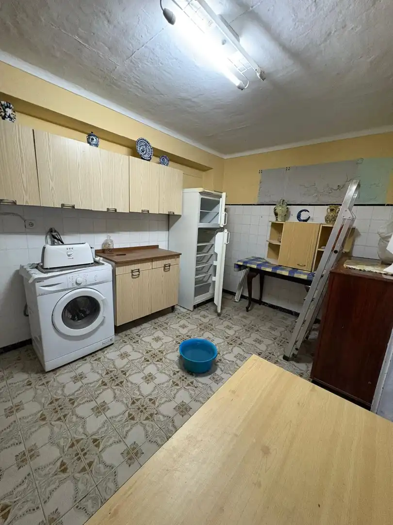 Kitchen of Houses for sale in Morón de la Frontera