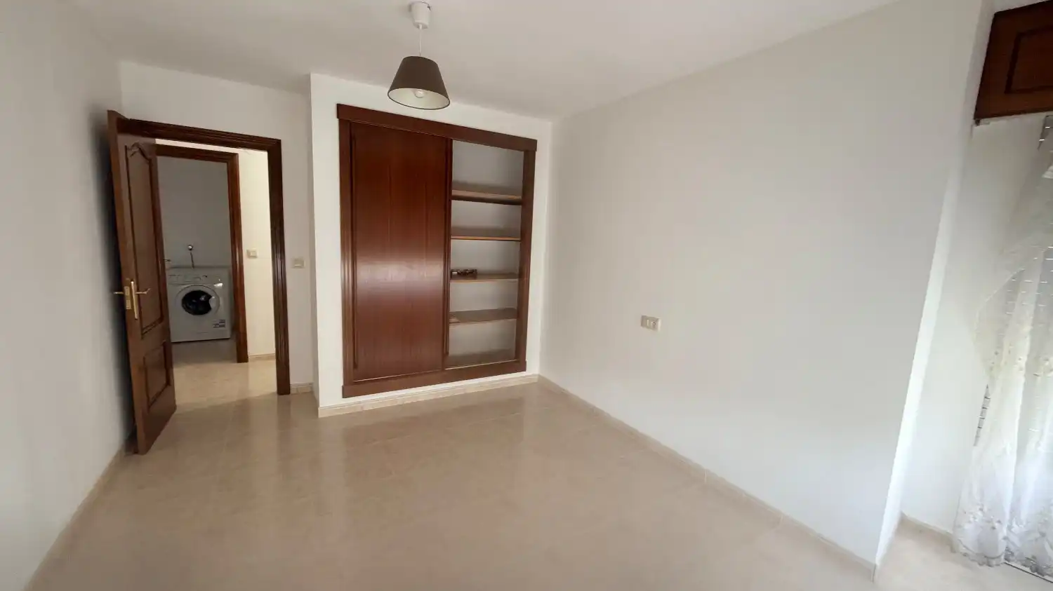 Piso de alquiler en Ares, A Coruña
