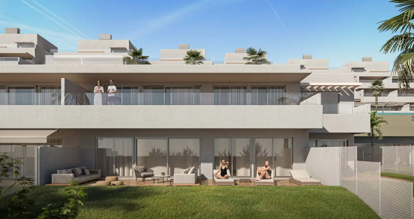Vista exterior de Ático en venta en Estepona con Aire acondicionado, Calefacción y Terraza