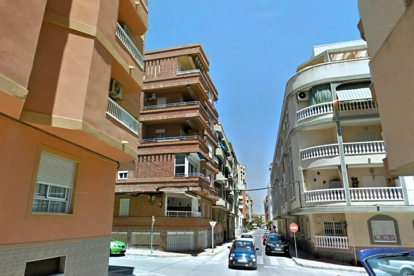 Vista exterior de Ático en venta en Torrevieja con Aire acondicionado, Calefacción y Amueblado