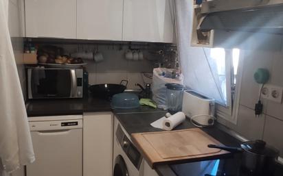 Kitchen of Flat for sale in  Madrid Capital  with Air Conditioner, Heating and Parquet flooring