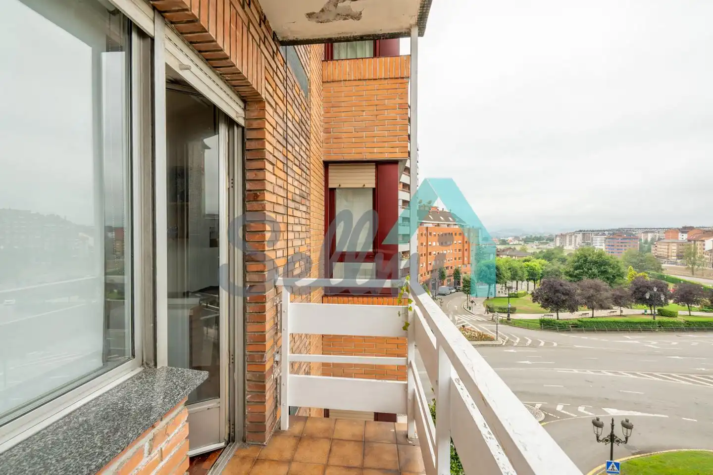 Balcony of Flat for share in Oviedo   with Heating, Parquet flooring and Terrace