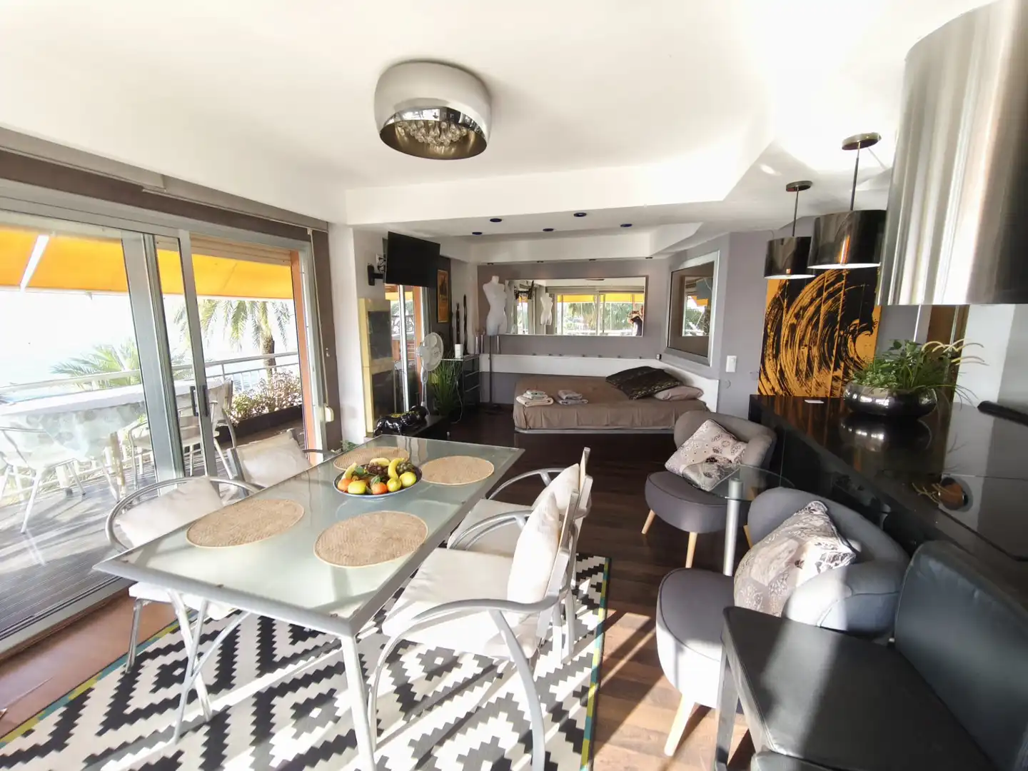Living room of Flat for sale in Salou  with Parquet flooring, Terrace and Furnished