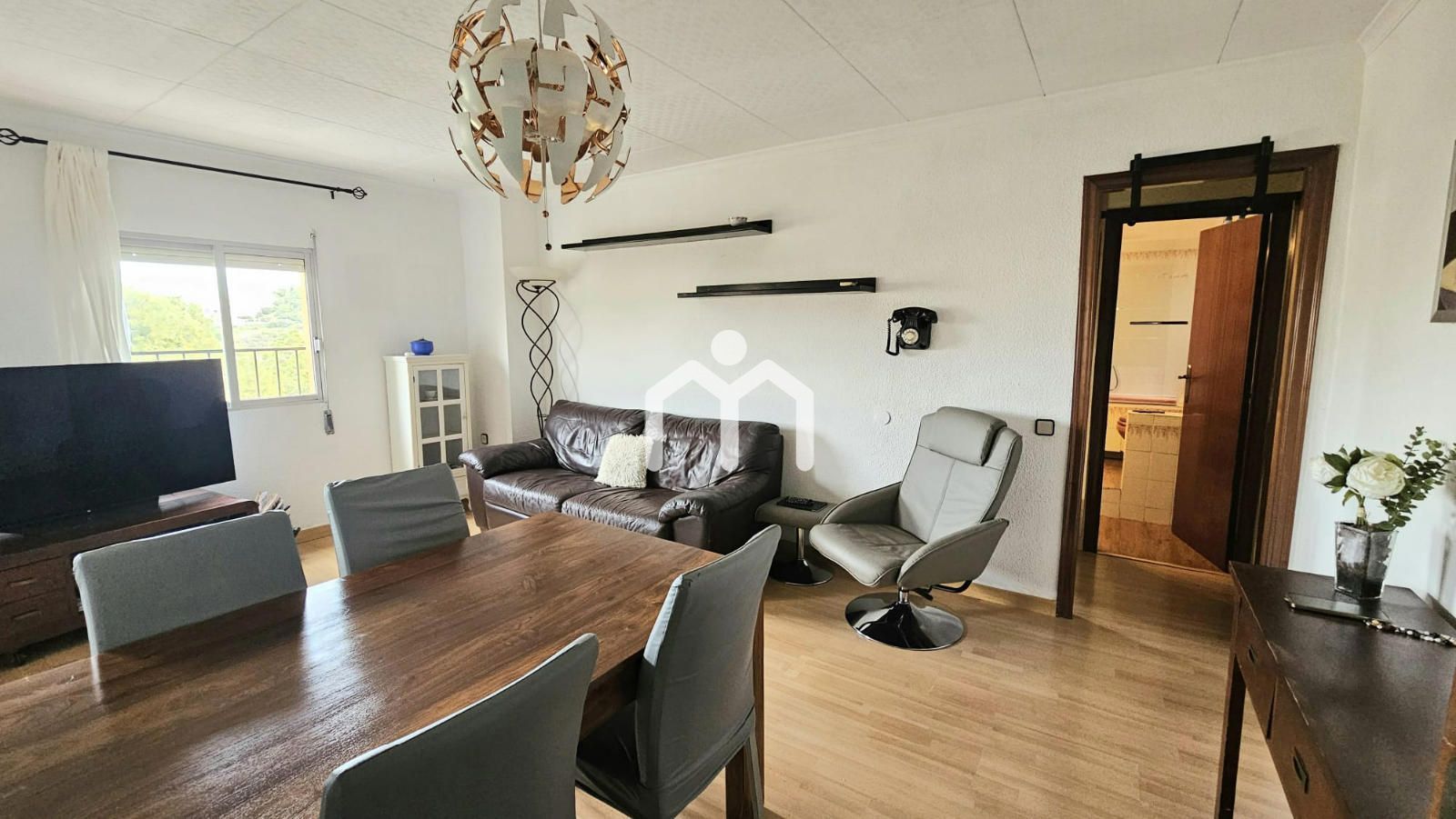 Sala d'estar de Pis en venda en Montgat amb Aire condicionat, Calefacció i Parquet