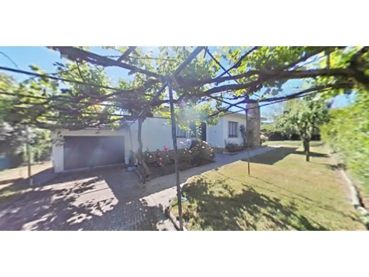 Vista exterior de Casa o chalet en venta en Buitrago del Lozoya con Calefacción, Jardín privado y Terraza
