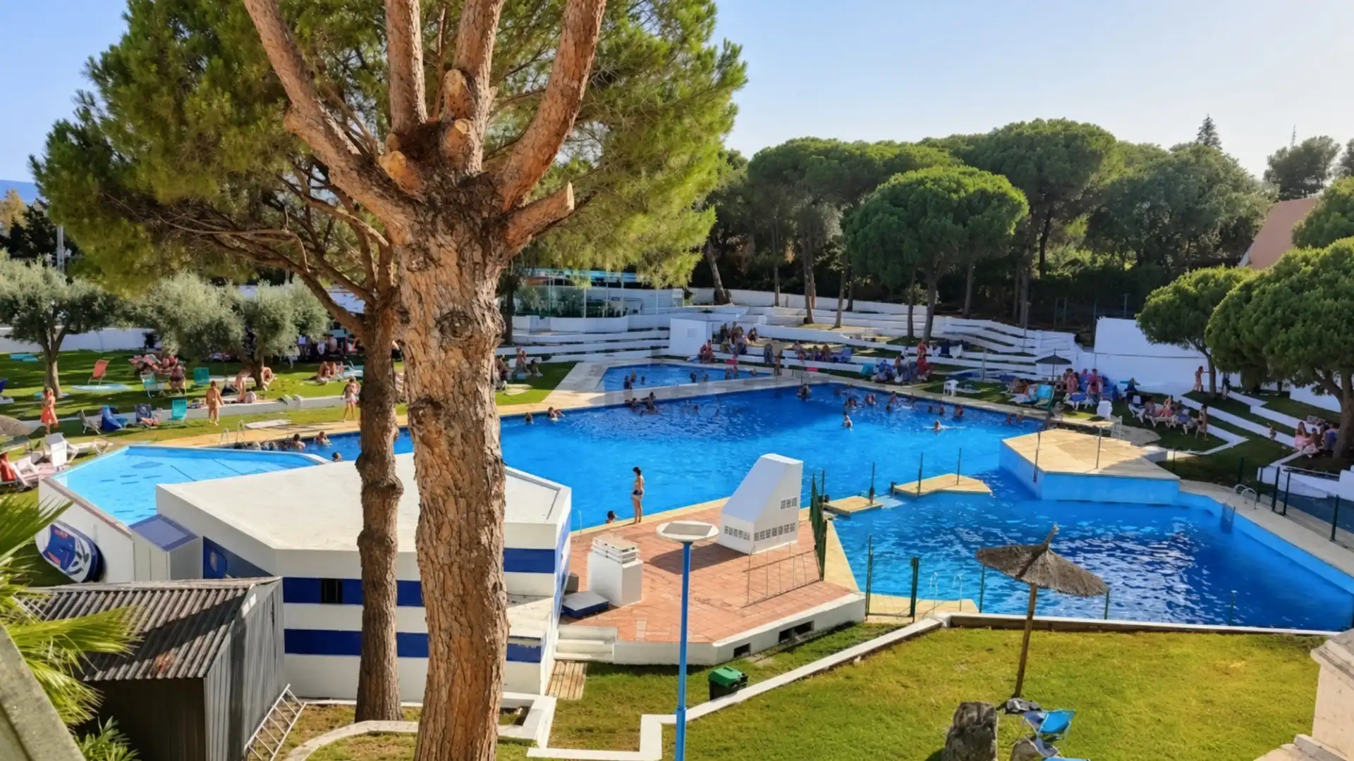Adosado con piscina en venta en Seghers