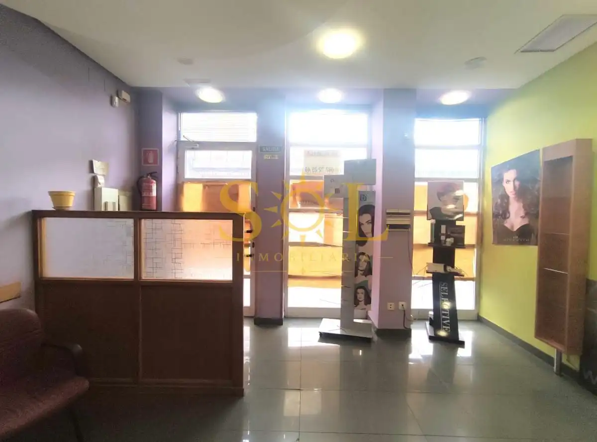 Local comercial en venda a Calle Lopez Fenar 2, imagen 4