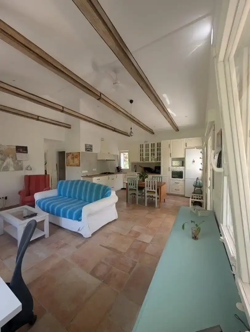 Sala d'estar de Pis en venda en Bustarviejo amb Jardí privat, Traster i Moblat