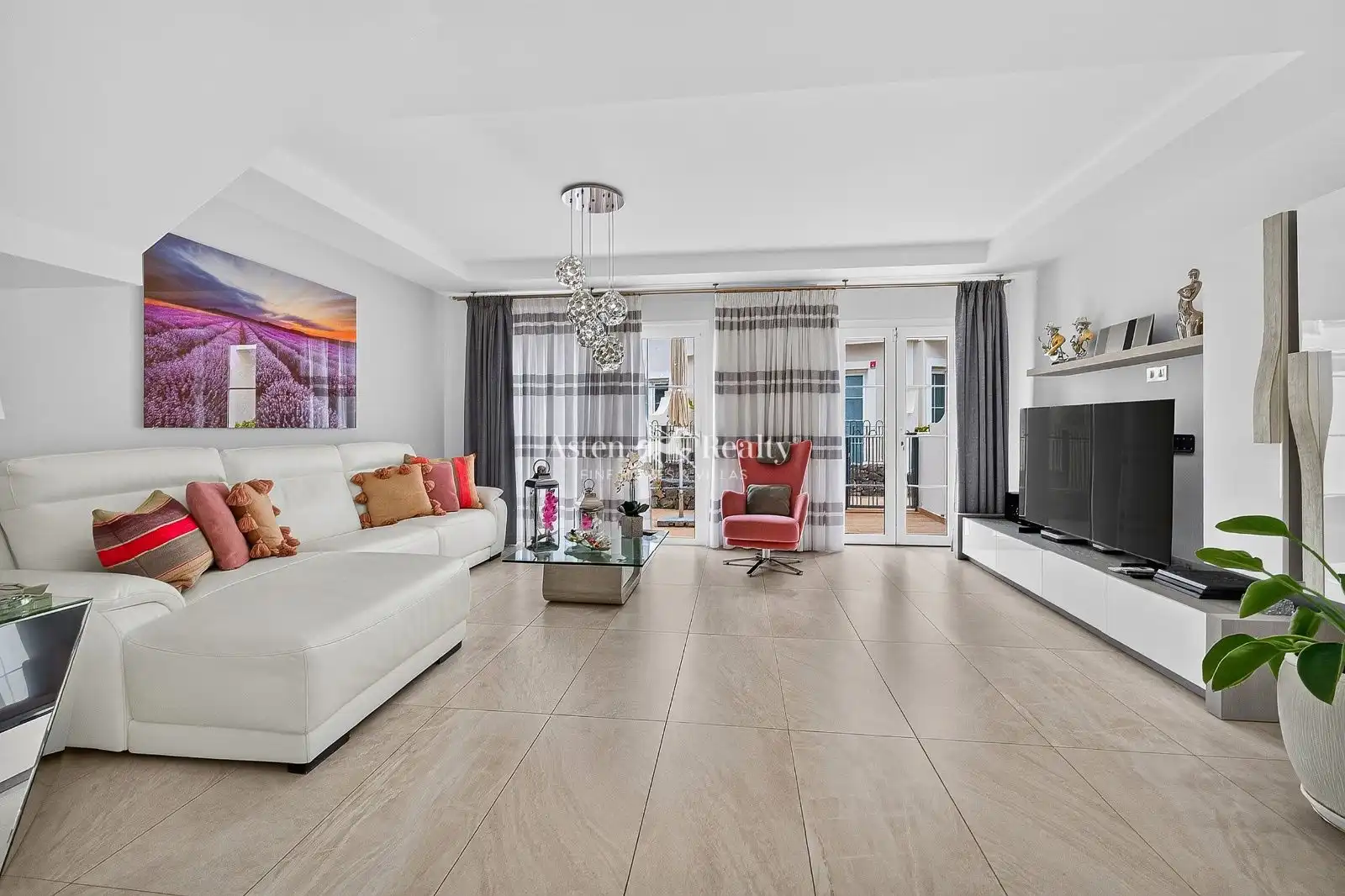 Sala de estar de Casa adosada en venta en Arona con Aire acondicionado, Jardín privado y Terraza