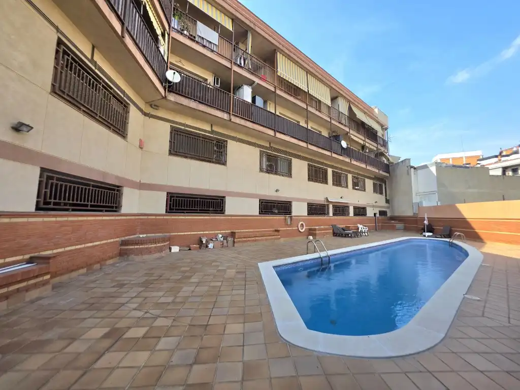 Duplex in vendita a Avenida Estatut, imagen 2