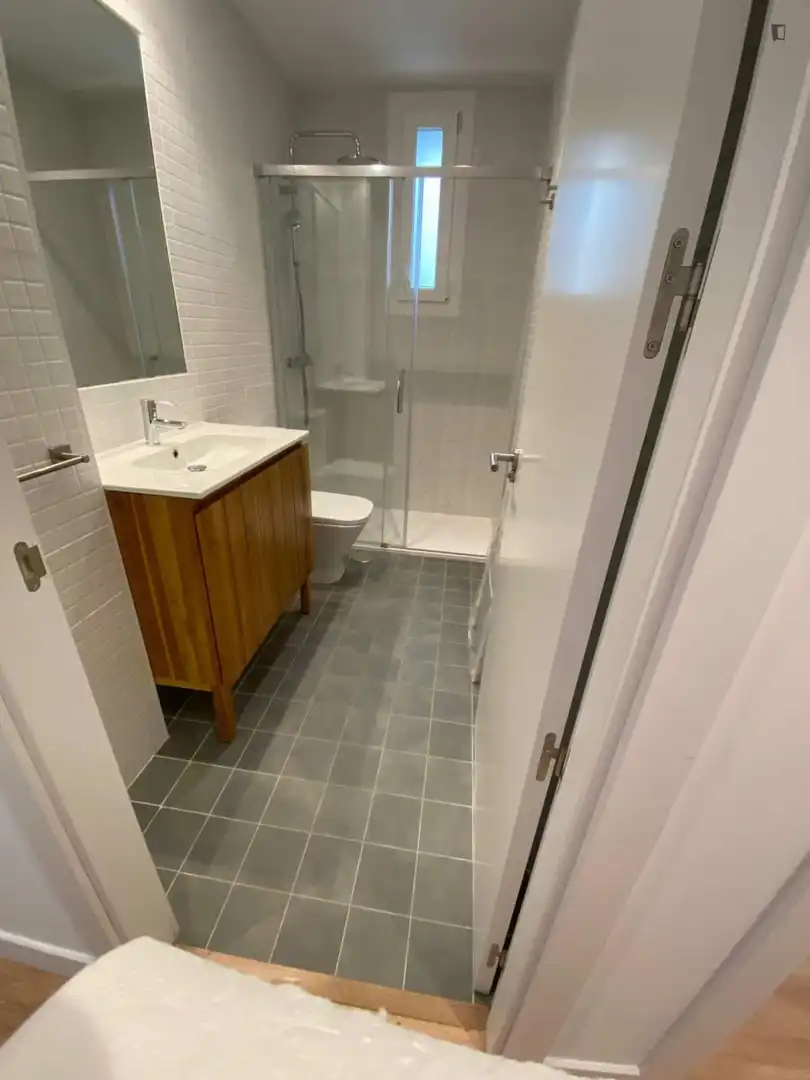Baño de Apartamento de alquiler en Madrid con Aire acondicionado, Amueblado y Horno
