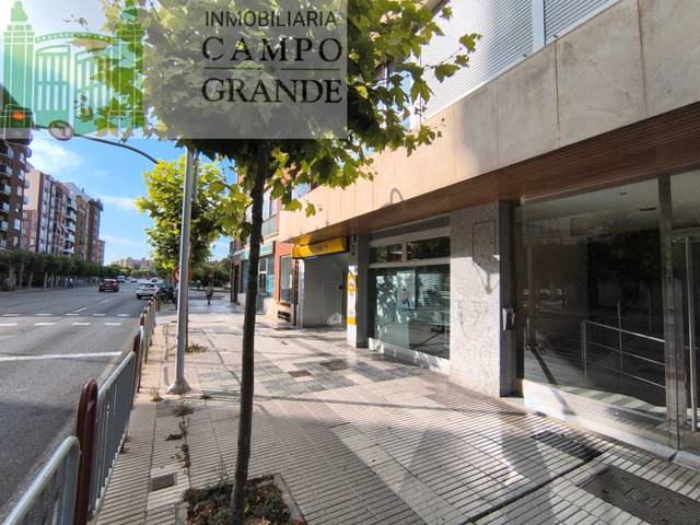 Piso en Venta en Avenida Valladolid en El Carmen - Casas del Hogar