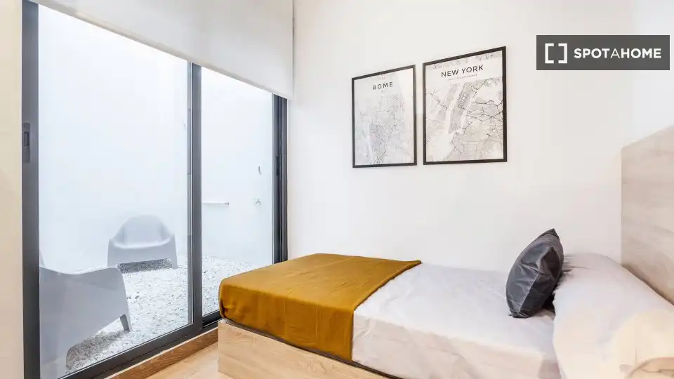 Pis amb terrassa de lloguer a El Pla del Real, imagen 4