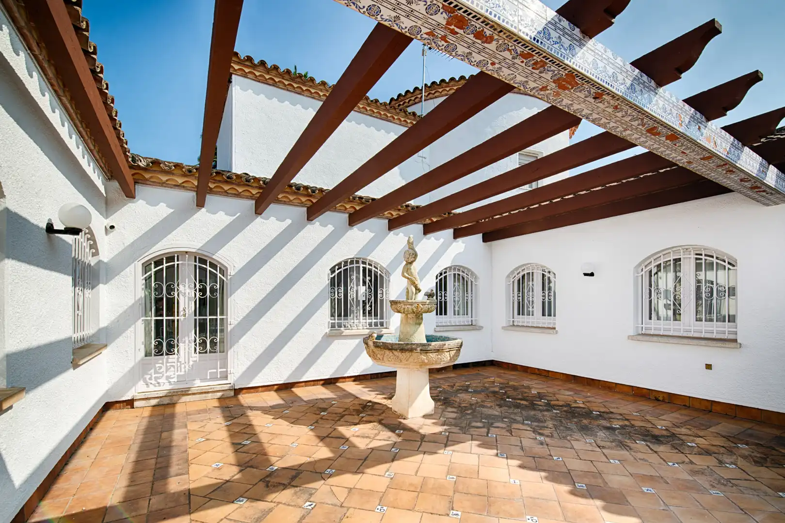 Casa con piscina in vendita a Cap Ras - Creus - Falconera, imagen 12