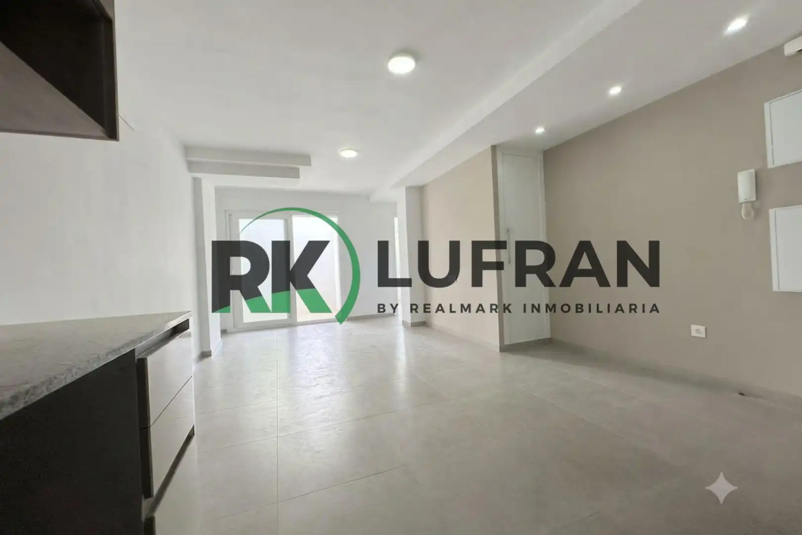 Flat with terrace for sale in Plaza de Toros - Avenida Chapí - Trinquete, imagen 4