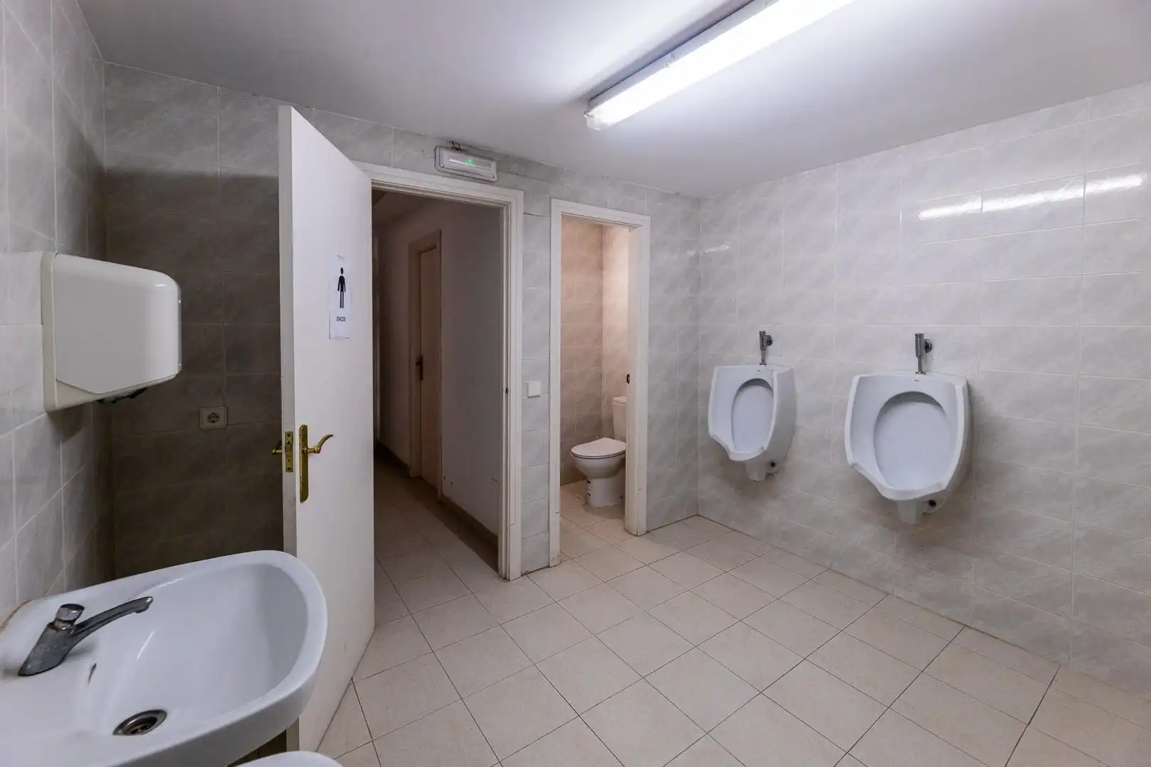 Badezimmer von Wohnung zum Verkauf in  Palma de Mallorca mit Klimaanlage, Heizung und Parkett