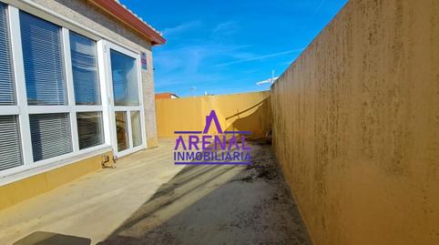 Foto 2 de Casa adosada en venda a A Pobra do Caramiñal, A Coruña