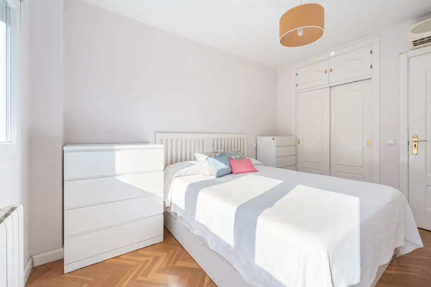 Habitación de Piso en venta en Tres Cantos con Aire acondicionado, Calefacción y Parquet