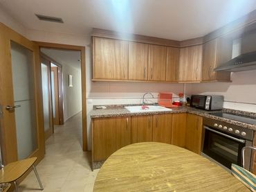 Wohnung mit Balkon zum Verkauf in Sant Josep - Zona Hospital